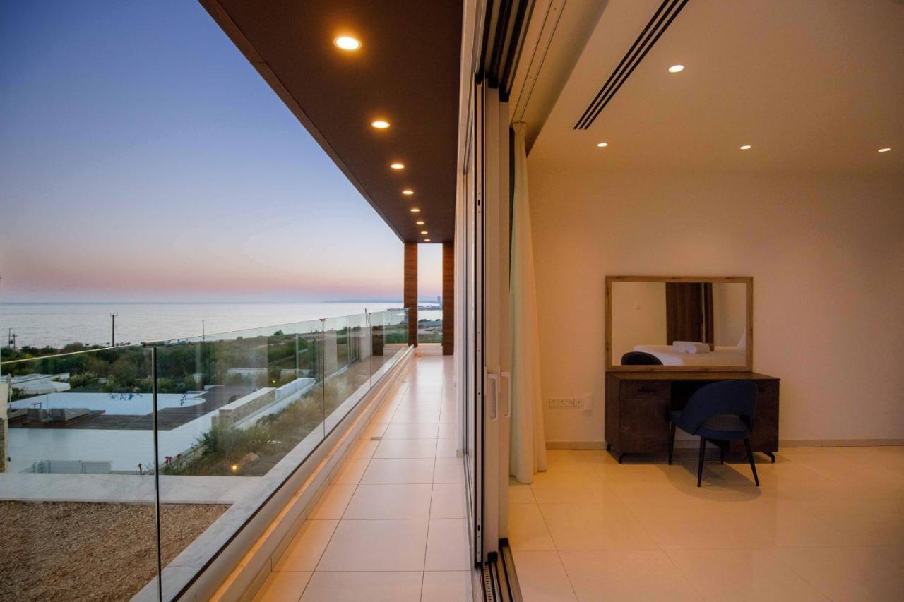 Love Bridge Seaview Villas アヤナパ エクステリア 写真