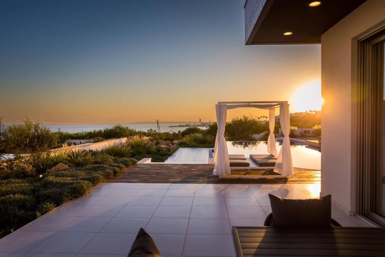 Love Bridge Seaview Villas アヤナパ エクステリア 写真