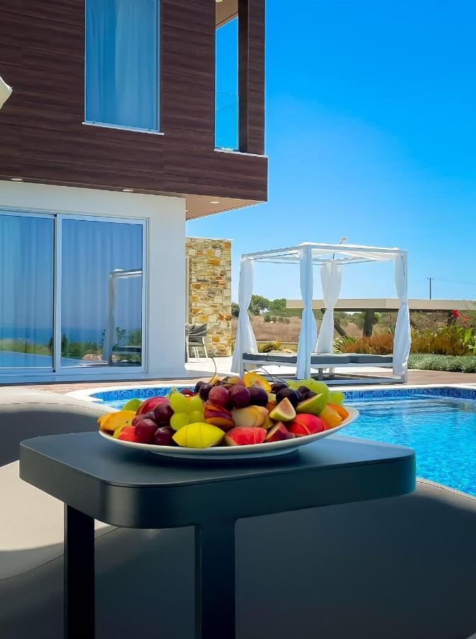 Love Bridge Seaview Villas アヤナパ エクステリア 写真