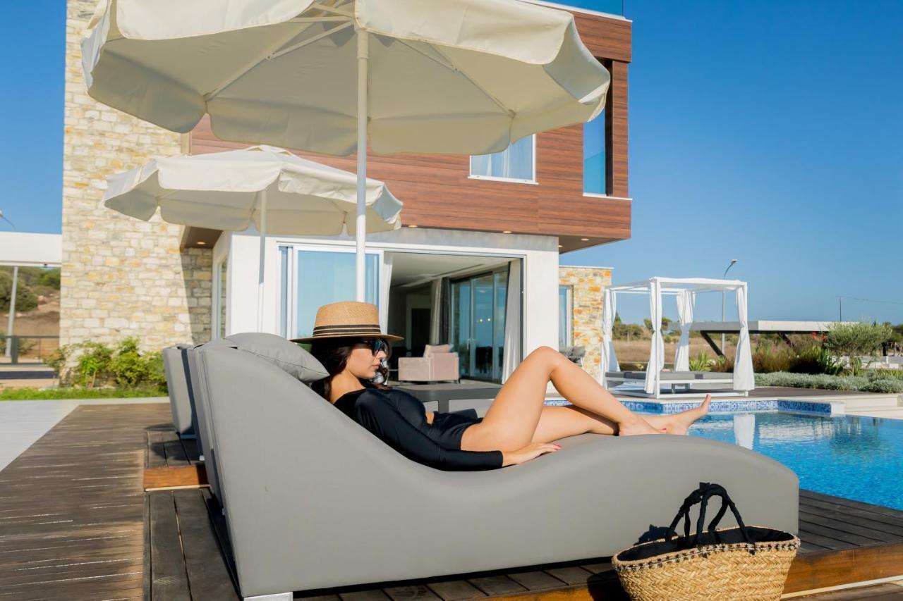 Love Bridge Seaview Villas アヤナパ エクステリア 写真