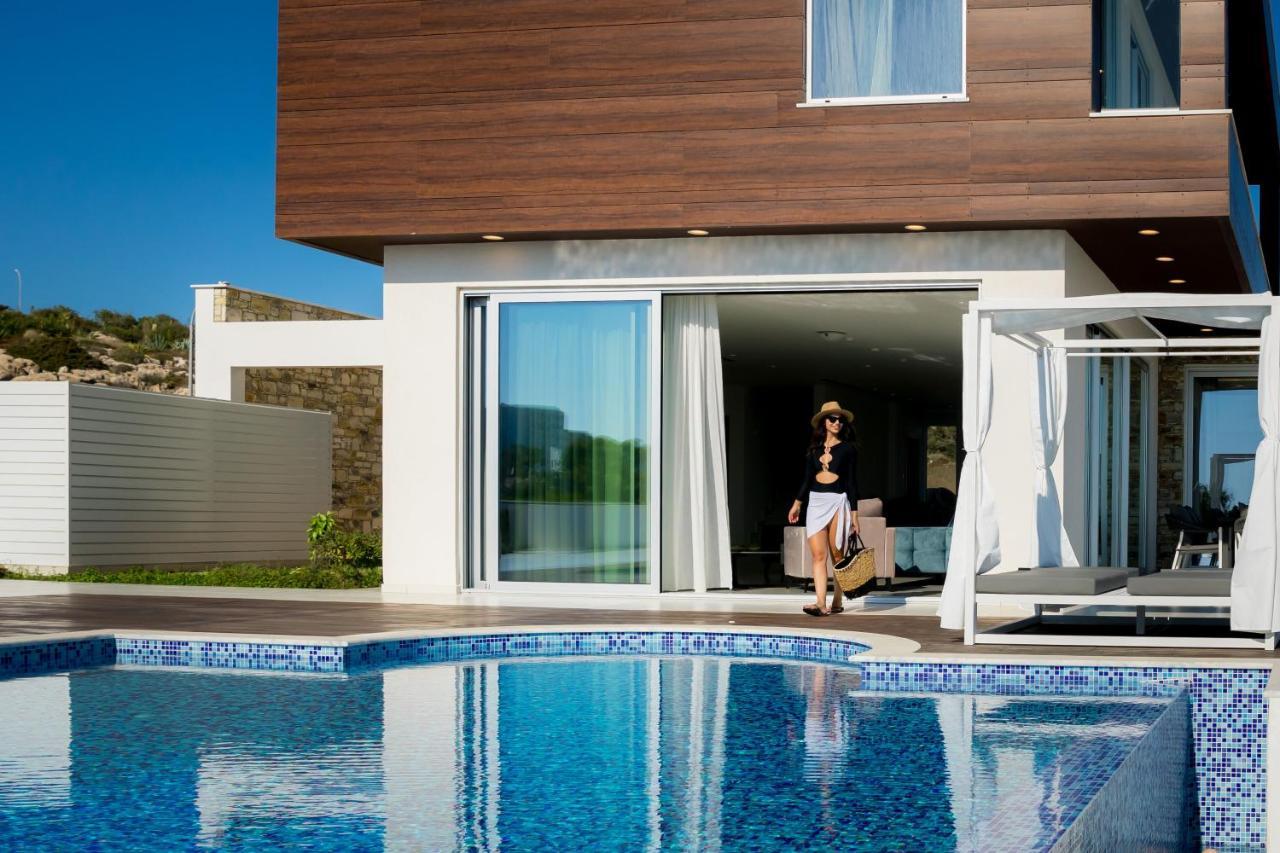 Love Bridge Seaview Villas アヤナパ エクステリア 写真