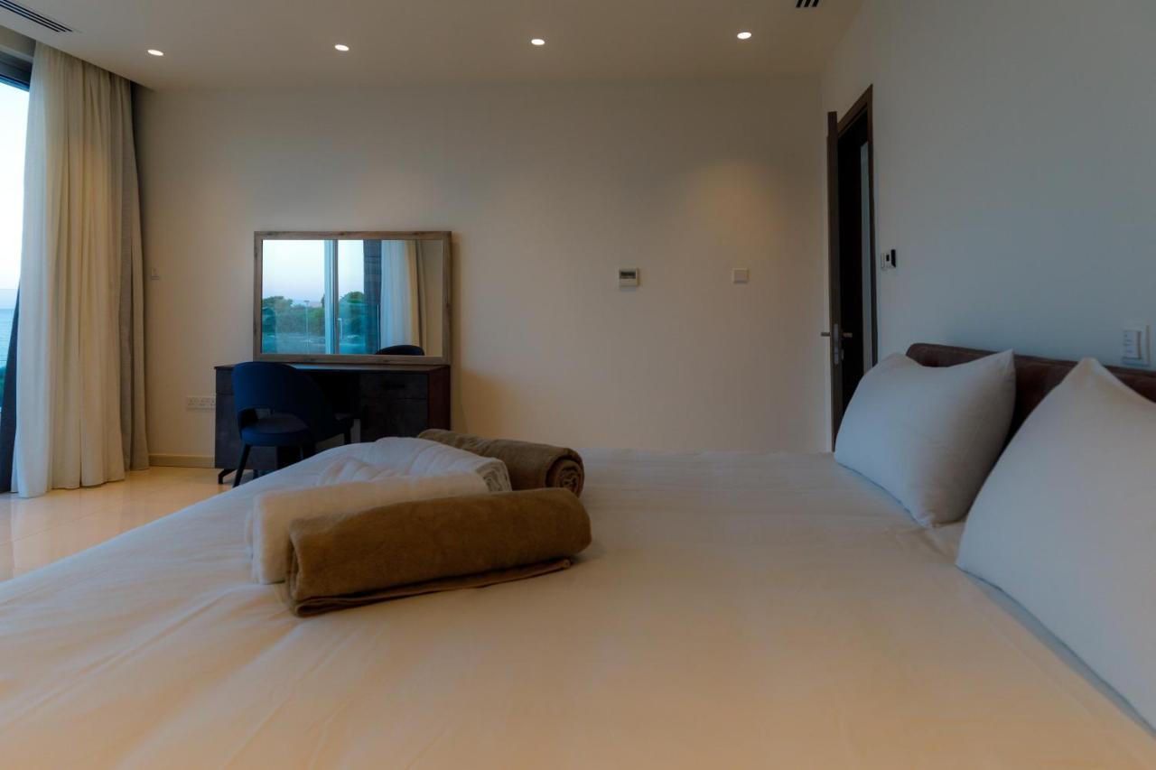 Love Bridge Seaview Villas アヤナパ エクステリア 写真